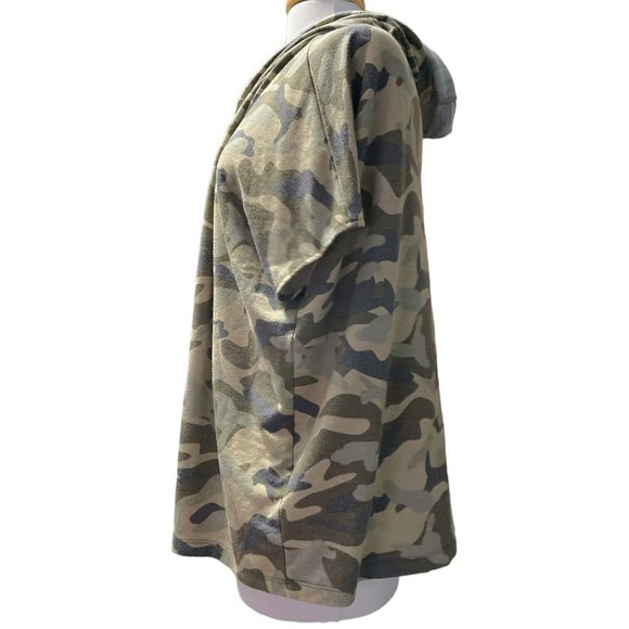 Pending Cable & Gauge Camo Top - Picture 2 of 10